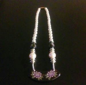 VINTAGE CLOISONNE & FAUX PEARL PENDANT NECKLACE